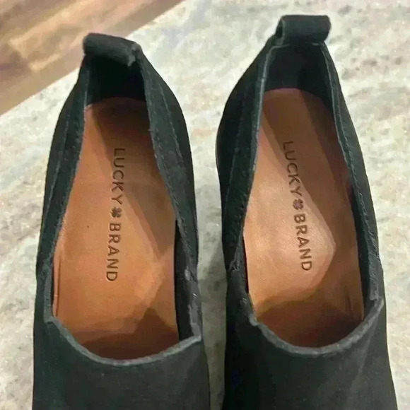 Lucky Brand Womens Vennia Ankle Boots Black Nubuck Leather Block Heel Size 8.5M - Picture 7 of 8